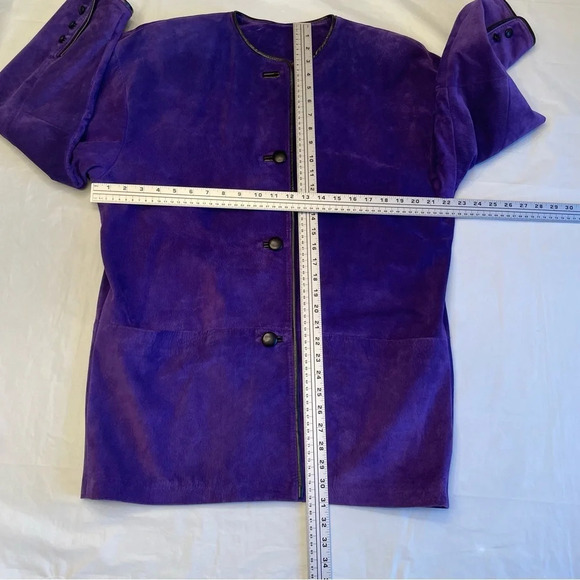 💜 Vintage Woman’s Danier Suede Purple Coat - Size Medium 💜 - Picture 11 of 12